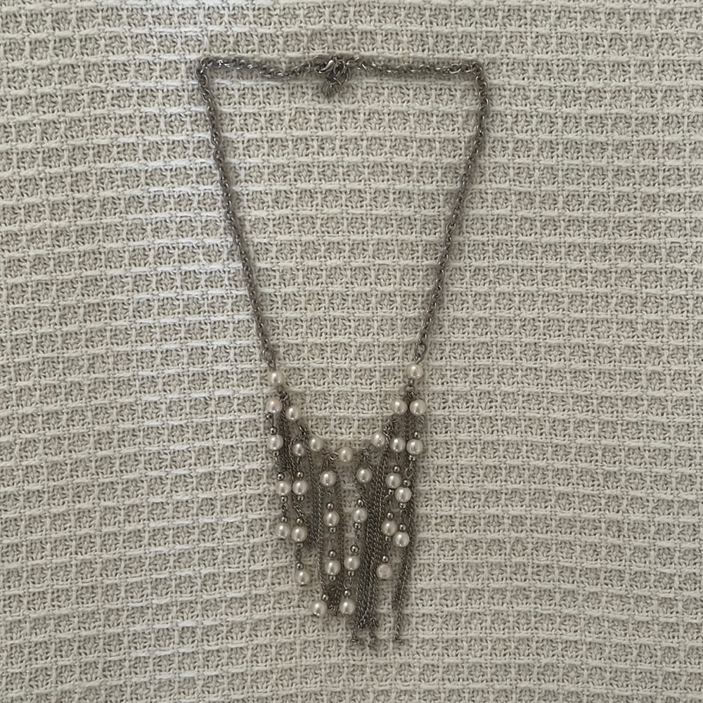 Pearly Fringe Necklace